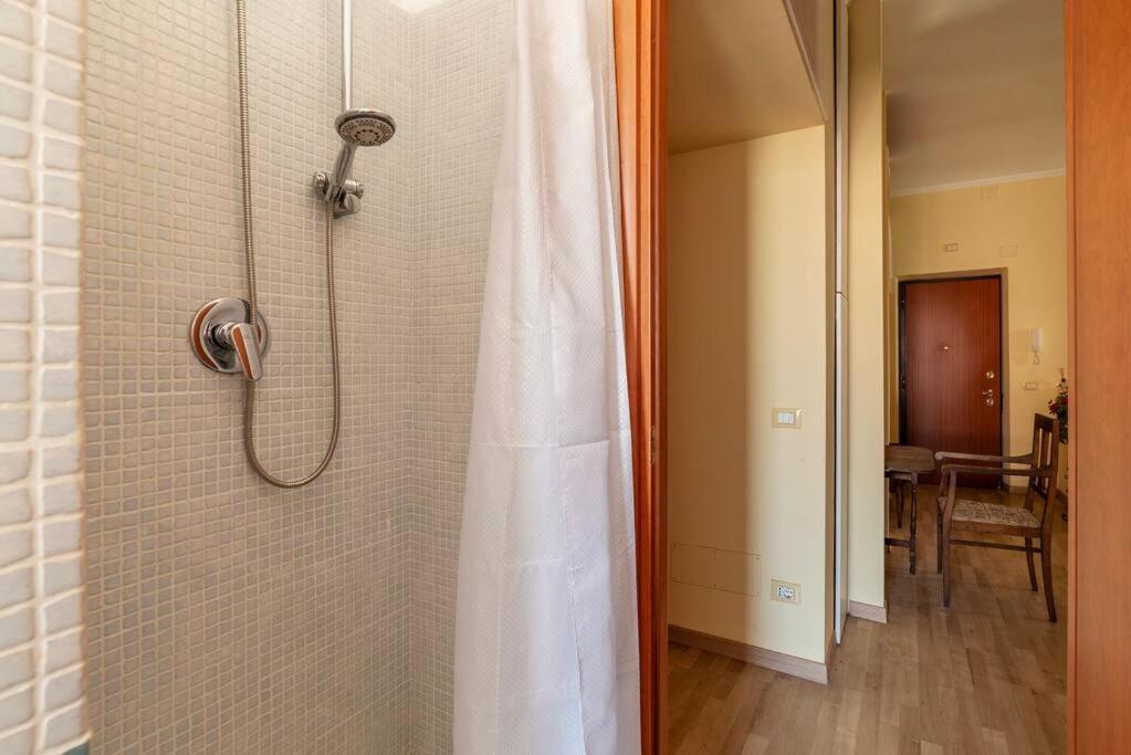 Elegante Appartamento Centrale Rome Exterior photo